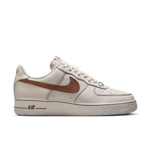 NIKE AIR FORCE 1 '07 LV8
